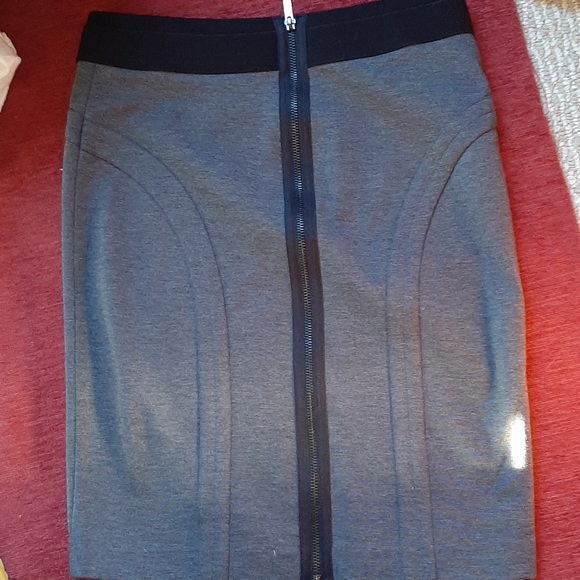 BCBG skirt stretch wool pencil skirt - Picture 5 of 5